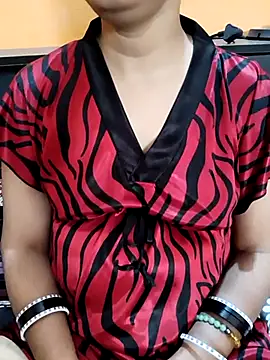 Snapshot of Diya_143 chatting on 02.23.25 Diya 143 online show from 02.23.25