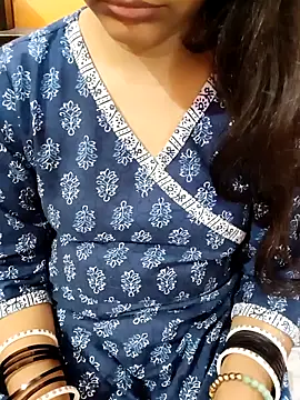 Snapshot of Diya_143 chatting on 03.02.25 Diya 143 online show from 03.02.25