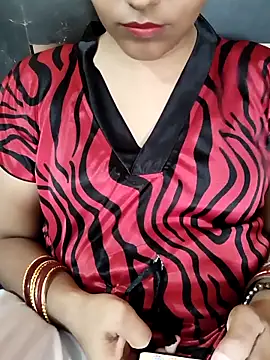 Snapshot of Diya_143 chatting on 09.29.25 Diya 143 online show from 09.29.25