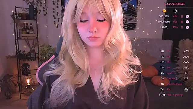 Snapshot of IrmaBell chatting on 10.16.25 IrmaBell online show from 10.16.25