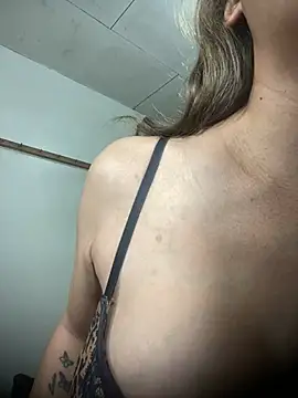 HugeKatarinaTS online show from 02.14.26