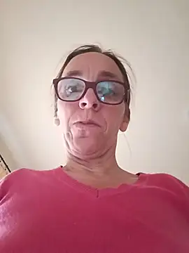 Dettybitch40 online show from 11.23.25