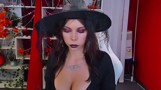 KateCloud online show from 10.31.25