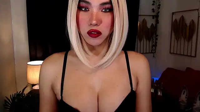 Snapshot of sahara_ts chatting on 01.29.25 sahara ts online show from 01.29.25