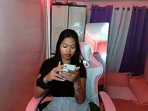 young salsalita online show from 03.18.25