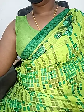 Snapshot of Tamil-hotwife chatting on 06.07.26 Tamil-hotwife online show from 06.07.26