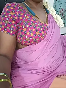Snapshot of Tamil-hotwife chatting on 06.26.26 Tamil-hotwife online show from 06.26.26