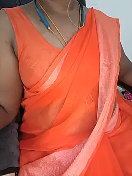 Snapshot of Tamil-hotwife chatting on 06.27.26 Tamil-hotwife online show from 06.27.26