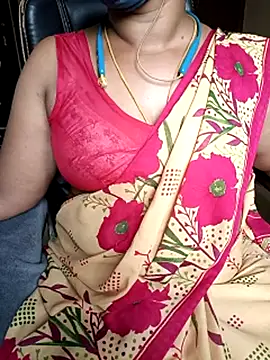 Snapshot of Tamil-hotwife chatting on 07.08.26 Tamil-hotwife online show from 07.08.26