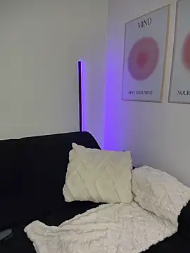 Sara mocca  online show from 02.24.26