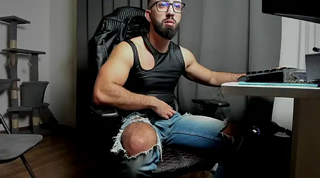 liamaesthetic online show from 03.05.25