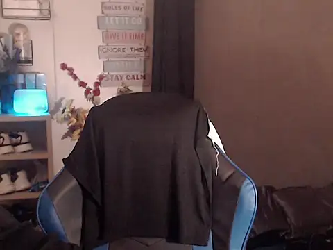 Snapshot of Lemonadexxx chatting on 03.20.26 Lemonadexxx online show from 03.20.26