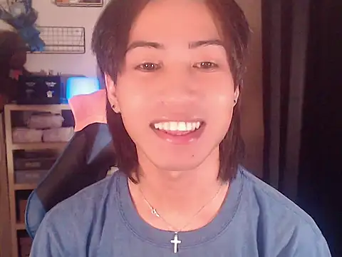 Snapshot of Lemonadexxx chatting on 05.17.26 Lemonadexxx online show from 05.17.26