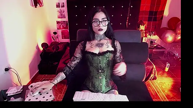 Snapshot of Ardat_Lili69 chatting on 06.08.26 Ardat Lili69 online show from 06.08.26