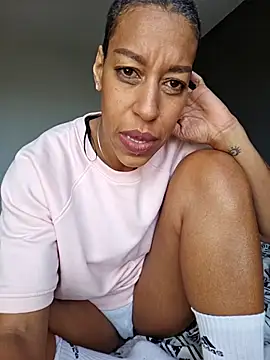 Goldenlace online show from 03.11.26