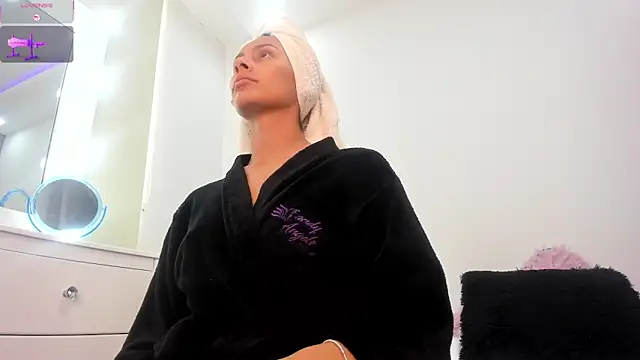 karlyn angels online show from 02.12.26