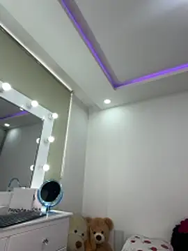 Snapshot of karlyn_angels chatting on 05.25.26 karlyn angels online show from 05.25.26
