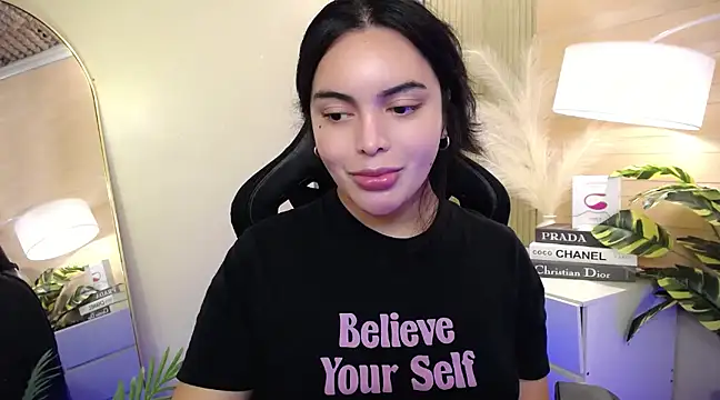 HotstuffCherrySummer online show from 01.09.25