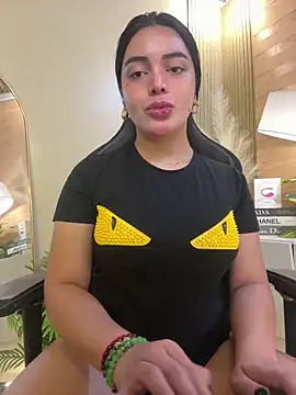 HotstuffCherrySummer online show from 02.10.25