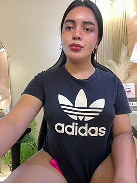 HotstuffCherrySummer online show from 02.22.25