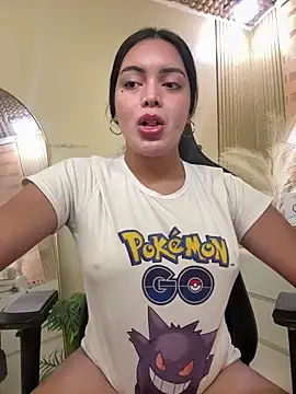 HotstuffCherrySummer online show from 11.14.25