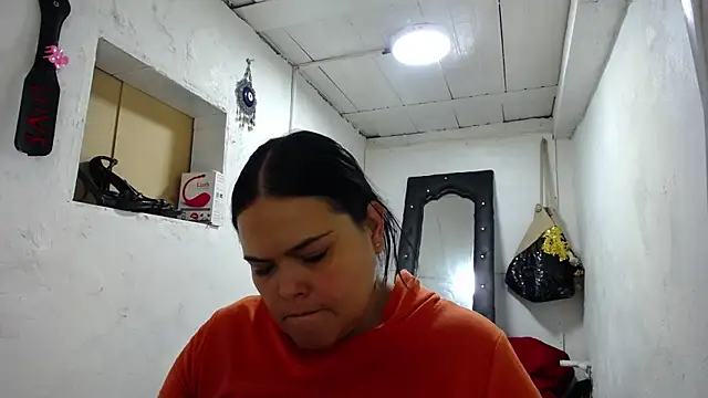 nattashafoxx online show from 12.02.25