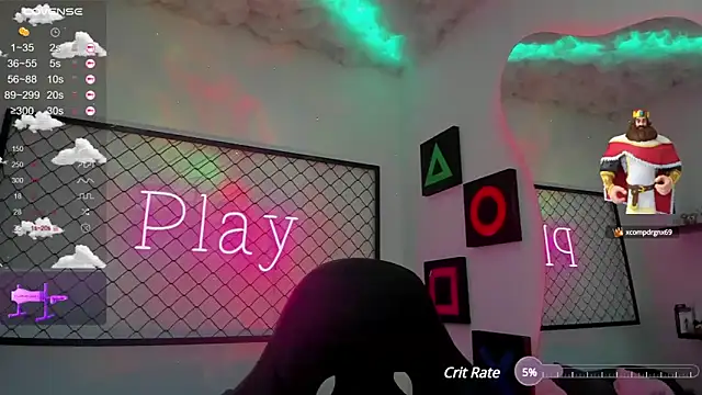 Atenea Klett  online show from 02.18.25