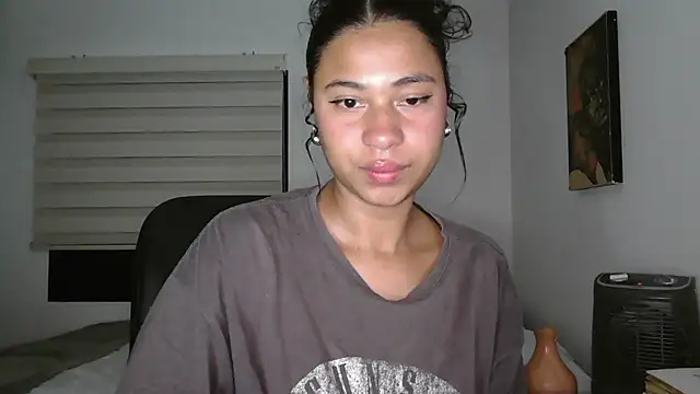 Snapshot of dark_enchantress_ chatting on 07.08.26 dark enchantress online show from 07.08.26