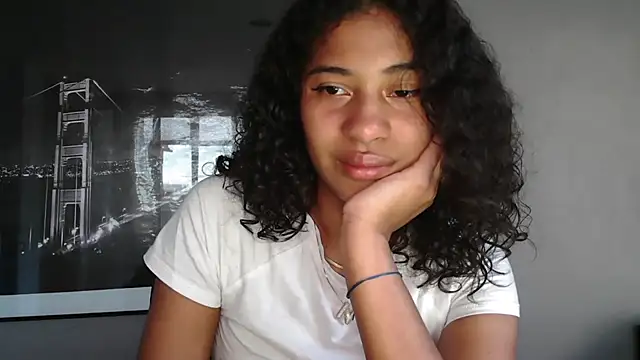 Snapshot of dark_enchantress_ chatting on 07.25.26 dark enchantress online show from 07.25.26