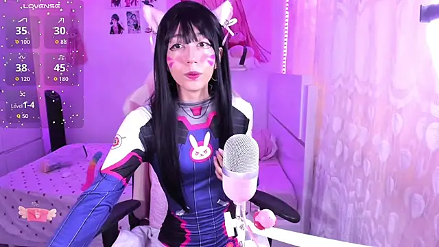 Snapshot of mia_kawaii05 chatting on 09.10.25 mia kawaii05 online show from 09.10.25