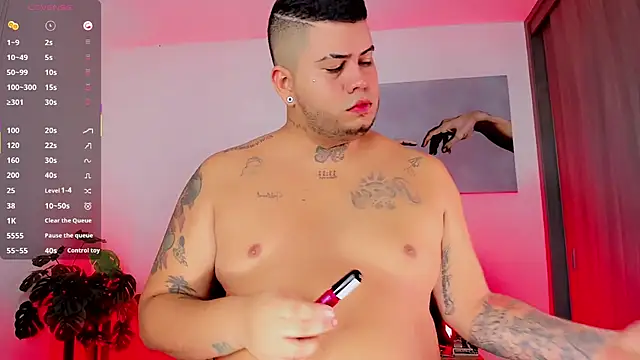 Snapshot of Thomas_chubbyxhot chatting on 07.03.26 Thomas chubbyxhot online show from 07.03.26