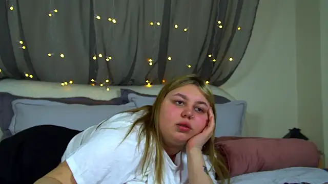 LillianKim online show from 12.01.25