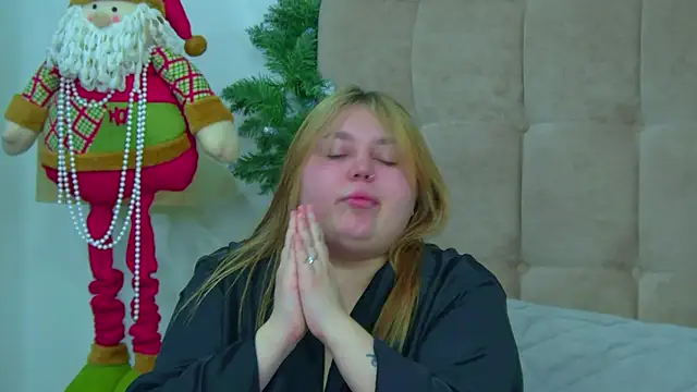 LillianKim online show from 12.21.25