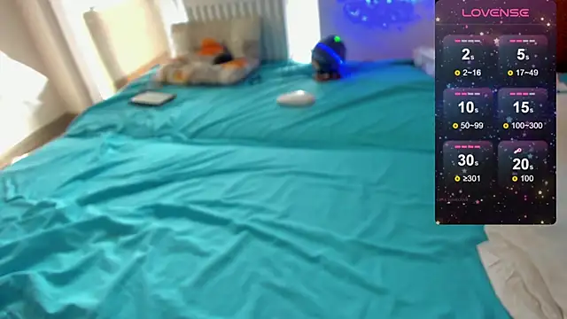 92yourbitch922 online show from 10.23.25