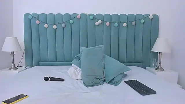 marianaaguii online show from 01.22.25