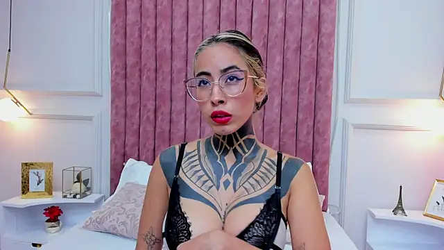 NicoleBlum online show from 12.30.24