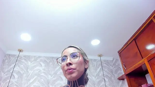 NicoleBlum online show from 01.14.25