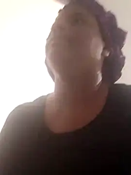 Snapshot of bigtitssxx chatting on 06.19.26 bigtitssxx online show from 06.19.26