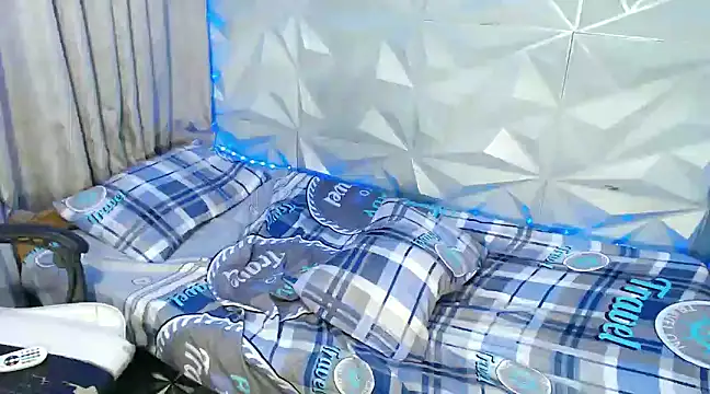 Snapshot of Tswakowako chatting on 01.05.25 Tswakowako online show from 01.05.25