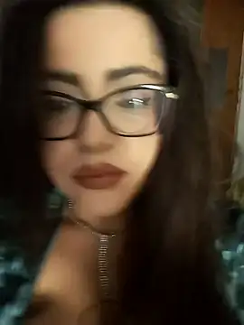 AriaRussell online show from 11.16.25