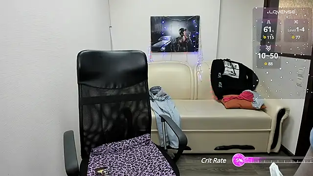 Snapshot of Dana_Haliti chatting on 12.26.24 Dana Haliti online show from 12.26.24