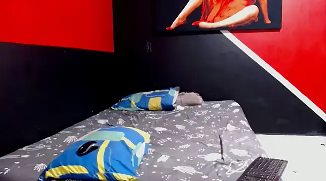 Snapshot of khendraDab chatting on 02.13.25 khendraDab online show from 02.13.25