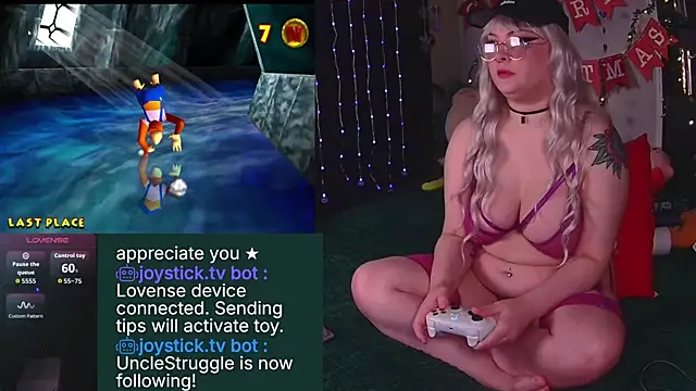 evamila online show from 11.28.25