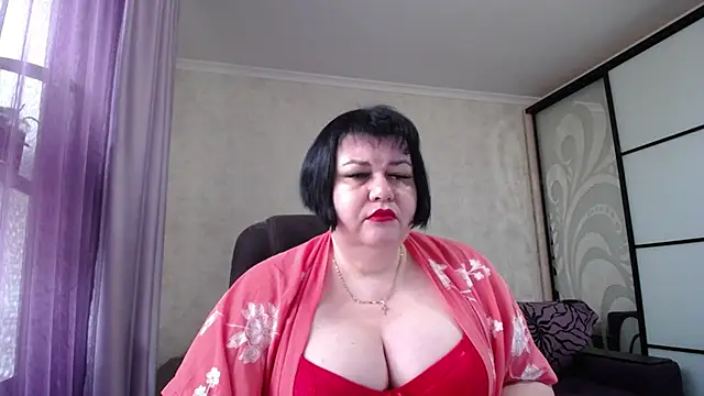 Snapshot of JuicyLady_Di chatting on 03.30.26 JuicyLady Di online show from 03.30.26