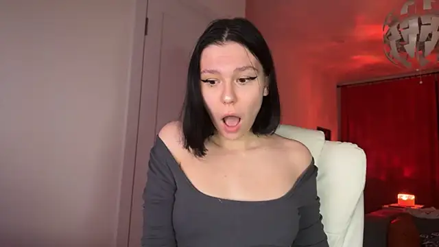 Snapshot of pinkdolly18 chatting on 03.09.25 pinkdolly18 online show from 03.09.25