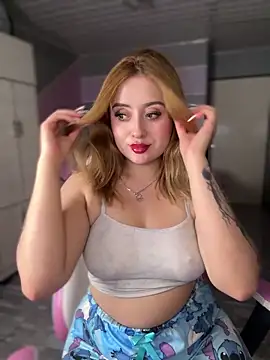 Sam Thompsoon  online show from 09.23.25