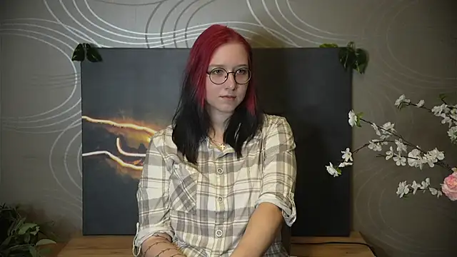 KarenHaan online show from 10.25.25