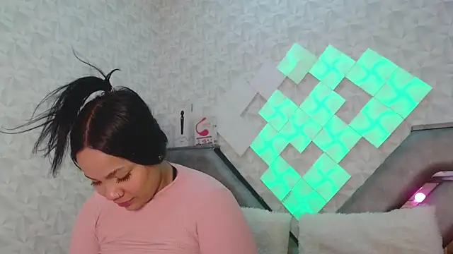 EmilyQueen3x online show from 09.19.25