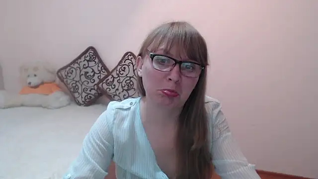 MargotLot online show from 02.27.25