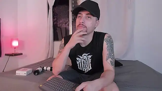 Pleasure Vibes23 online show from 02.24.25